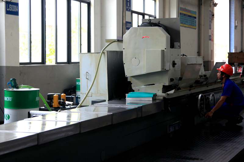 MC13635000-H外圓磨床